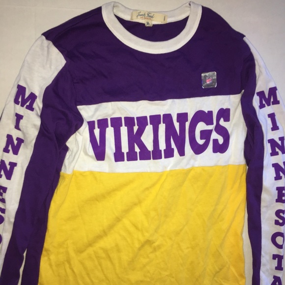 Brand New Minnesota Vikings Long Sleeve T-Shirt - Picture 2 of 4